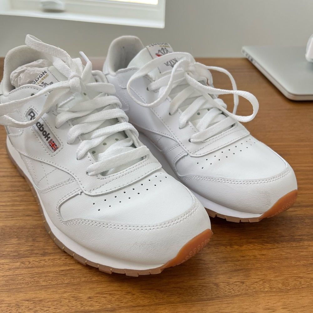 Like New - Reebok Classics